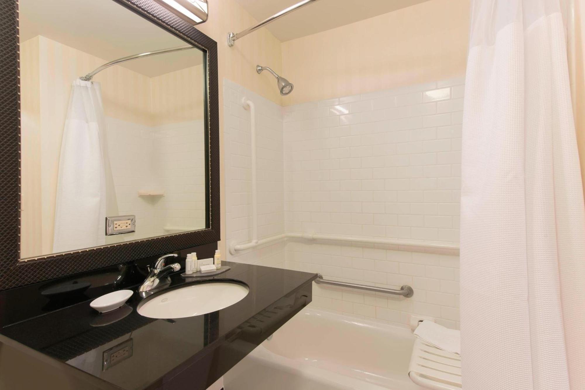 Fairfield Inn & Suites By Marriott Omaha Downtown Ngoại thất bức ảnh
