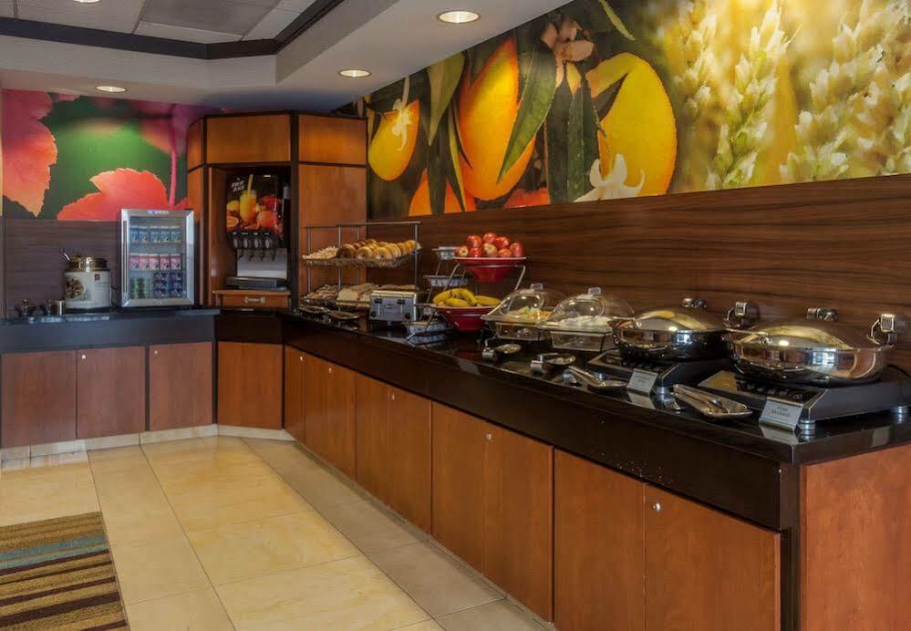 Fairfield Inn & Suites By Marriott Omaha Downtown Ngoại thất bức ảnh